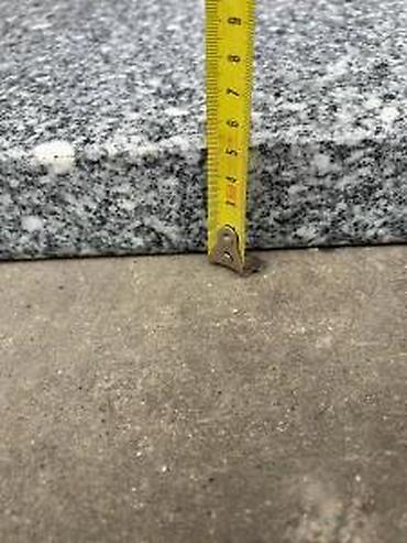 Suncobrani, tende i paviljoni: Težak granitni postolje za suncobran sa inox nosačem - Materijal — 15