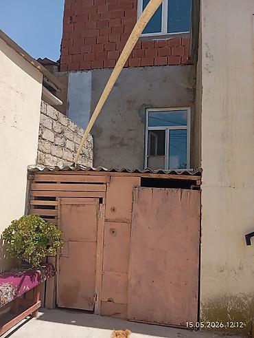 suraxan: Əmircan qəs. 3 otaqlı, 200 kv. m, Orta təmir — 5