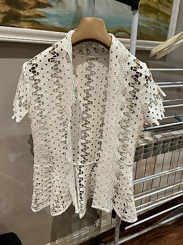 ucuz kask: Ağ rəngli, açıq naxışlı krujeva kardiqan/bolero. - Qısaqol, yüngül və — 1