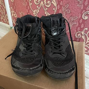 clarks обувь: Мужские кроссовки, 35.5, Asics, Б/у, цвет - Черный, Самовывоз — 2