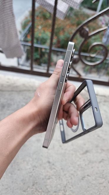 s25 edge: Samsung Galaxy S25 Ultra, Б/у, 256 ГБ, цвет - Золотой — 4