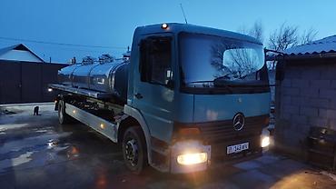 молоковоз машина: Ассенизатор, Mercedes-Benz, 2000 г., 8 м3 — 2