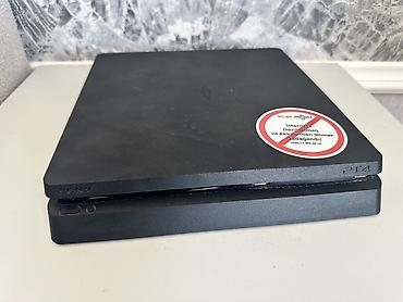 ps4 usb: PlayStation 4 Slim konsolu + 2 ədəd DualShock 4 - Model: Sony PS4 — 1