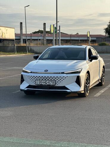Строительные специальности: Yeni 2025 CHANGAN UNI V Avtomobili ile şəxsi ailə sürücüsü veya