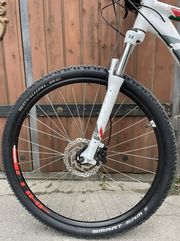 İdman velosipedləri: Dağ velosipedi Cube, 29", sürətlərin sayı: 1 — 3