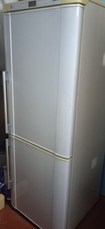 холодильник 2 камерный: Муздаткыч Samsung, Колдонулган, Эки камералуу, 167 *