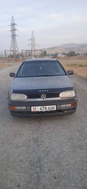 Volkswagen: Volkswagen Vento: 1994 г., 1.8 л, Механика, Бензин, Седан