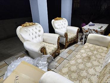 kuc divan: İşlənmiş, Klassik divan, Divan, Bazasız, Açılmayan — 2