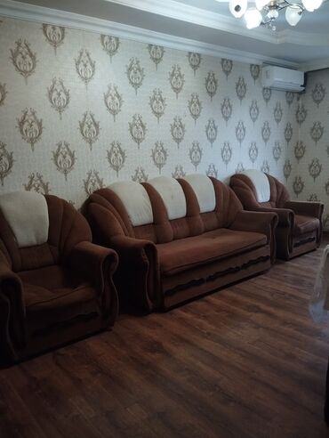 Uzunmüddətli kirayə mənzillər: Kirayə mənzil – tam mebelli və texnikalı - Yataq otağı: ikinəfərlik — 11