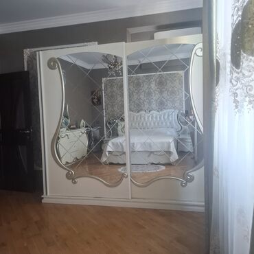 Мебель: Двуспальная кровать, Шкаф, Азербайджан, Б/у