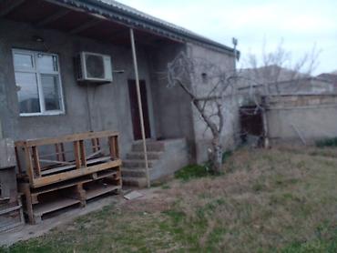 gencede evler 2020: Ev Corat qəsəbəsində mərkəz yolun üstündə yerləşir.4 nömrəli avtobus — 1