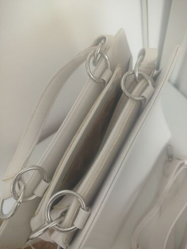 сумка женская через плечо: Классикалык сумка, Материалы: Эко булгаары, Куру жөнгө салынат, Аялдарга, Жаңы lalafo.kg да сумка женская через плечо: Классикалык сумка, Материалы: Эко булгаары, Куру жөнгө салынат, Аялдарга, Жаңы