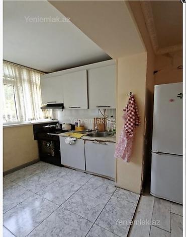 Uzunmüddətli kirayə mənzillər: Kohne Tikili Bina! 3 otag 70m2 5 / 1 mertebe Sumgayit 8 mikrayon — 2