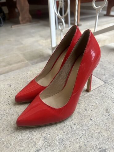 брендовые туфли: Туфли Erisses, 36, цвет - Красный