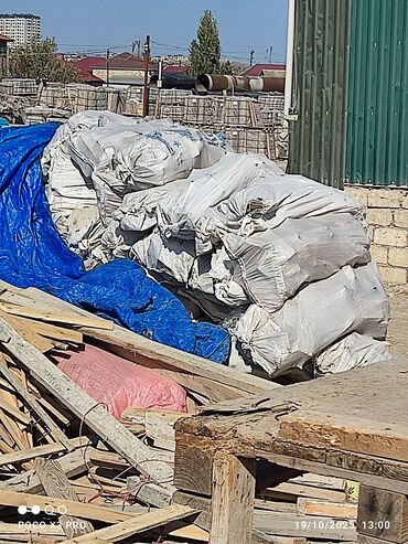 пластиковые баки для воды в баку: Məhsul: ODUN SATİLİR KİSESİ 1.5MANAT Tikinti tullantıları üçün böyük