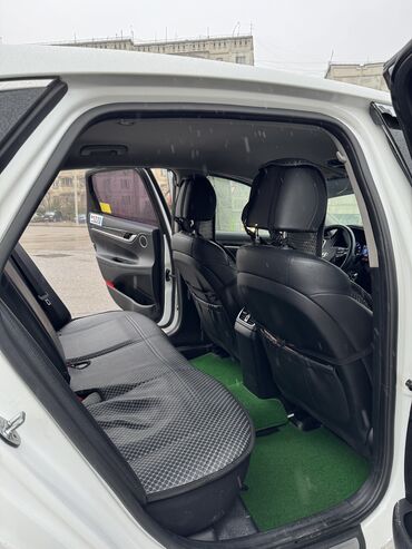 Hyundai: Hyundai Grandeur: 2018 г., 3 л, Типтроник, Газ, Седан — 18