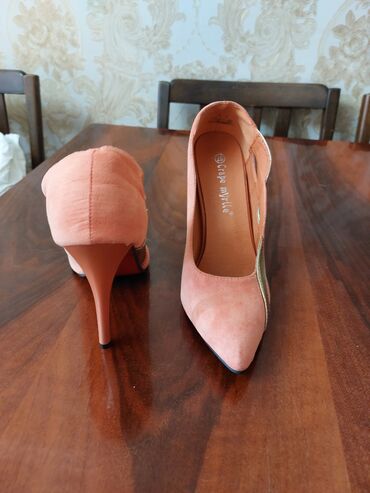 Женская обувь: Туфли, Размер: 36, цвет - Оранжевый, Новый