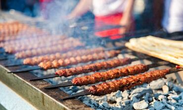 kisi uecuen klassik qara kostyum: Aşpaz Manqalçı, kababçı. Restoran