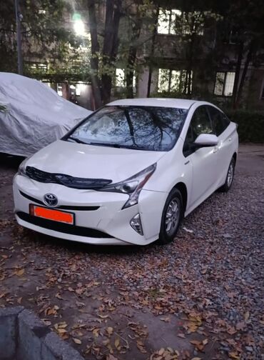 экономичные машины: Toyota Prius: 2017 г., 1.8 л, Гибрид, Хэтчбэк