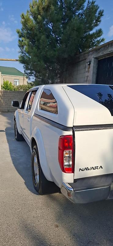 nissan president: Nissan Navara LE pikap - Kuzov: ağ rəng, öndə xrom radiator — 7