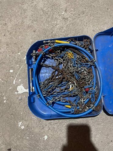 Auto oprema: Prodajem lance za sneg, donešeni su iz Švajcarske. U super stanju — 7