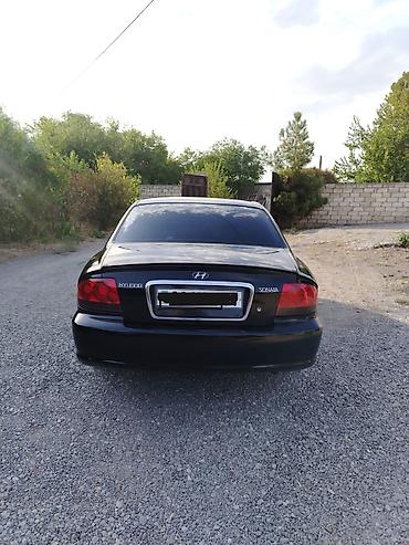 zapi masin: Hyundai Sonata sedan - Korpus: qara rəng, 4 qapı, xrom ön barmaqlıq — 2