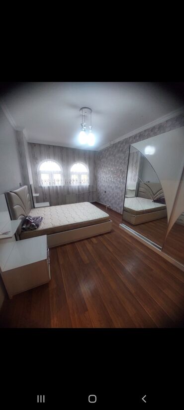 квартира в баку: Yeni Guneslide D massivi 10 mertebeli binanin 8ci mertebesi 3 otaq