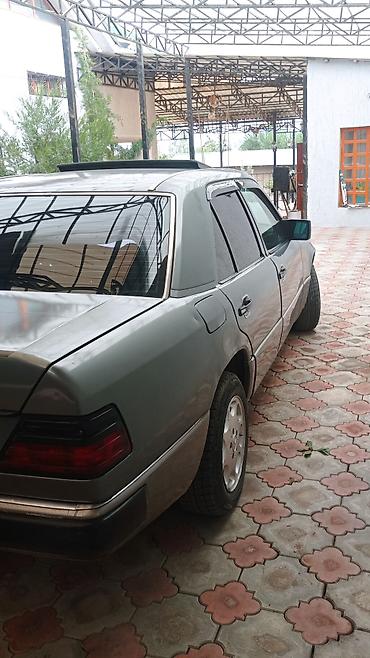jac т9: Mercedes-Benz W124: 1992 г., 2 л, Механика, Бензин, Седан — 3