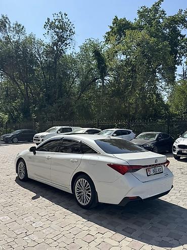getz 2: Toyota Avalon: 2020 г., 2.5 л, Автомат, Гибрид, Седан — 8
