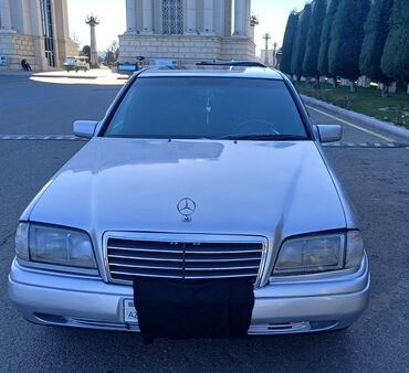 drift maşını: Mercedes-Benz 200: 2 l | 1995 il Sedan