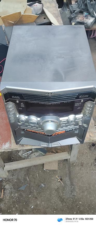 Audio: JVC MX-SK1 kompakt komponent sistem Xüsusiyyətlər: - 3-Discli Play — 4