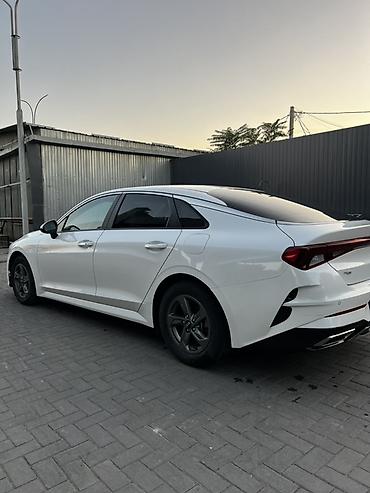 тренды: Kia K5: 2021 г., 2 л, Автомат, Газ, Фастбек — 5