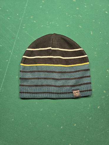 Koftalar, sviterlər: Uşaq kapüşonlu svitşotları dəsti Məlumat: - Ölçülər: 10, 11 yaş - — 6