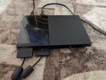 диск юфс 3: Приставка прошитая идёт в комплекте 2 игры 2 жостика Ps2