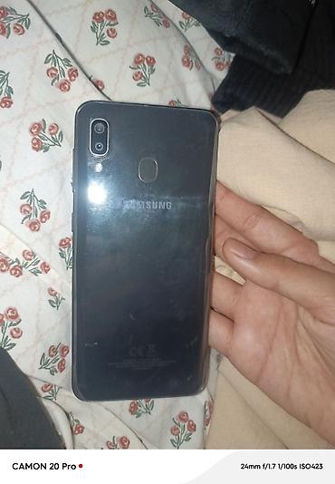 samsung galaxy s10e: Samsung Galaxy A20, Б/у, 32 ГБ, цвет - Черный — 1