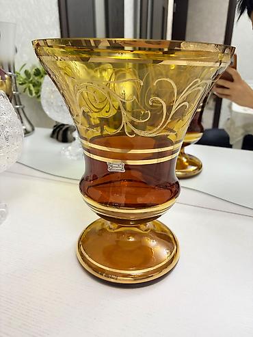 Çox gozeldir.heç bir cizigidefekti yoxdur.yalniz real alicilar elaqe