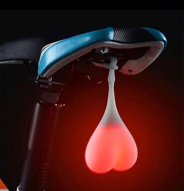 спидометр для велосипедов: Силиконовый светодиодный фонарь в виде сердца