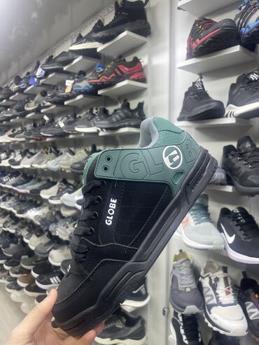 женские кроссовки adidas supernova: Кроссовки в люксовом качестве есть разные расцветки Размеры есть с