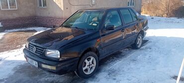 продажа фольксваген джетта: Volkswagen Vento: 1992 г., 1.8 л, Механика, Бензин, Седан