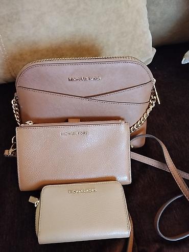 Michael Kors dəst – zərif bej/şamot tonlarında 3 hissəli aksesuar lalafo.az -da Michael Kors dəst – zərif bej/şamot tonlarında 3 hissəli aksesuar