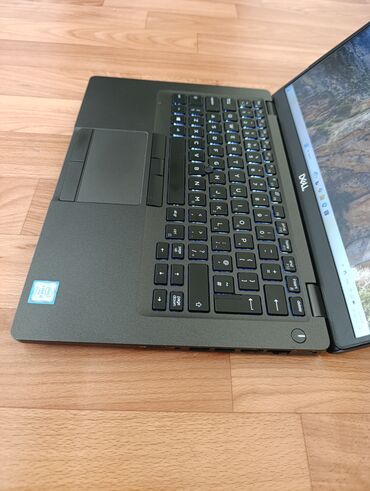 Dell: Intel Core i5, 8 GB OZU, 14 " — 5
