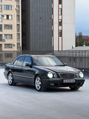 Mercedes-Benz E-Class: 2000 г., 3.2 л, Автомат, Газ, Седан