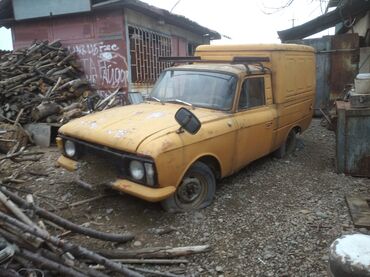 Москвич: Продаю машину Масквич Шиньен,перажковоз требуется ремонт.Можно и на