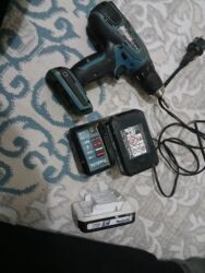 купить бу перфоратор: Аргинал Шруповерттун 2шт акумлятор жана заратагычы сатылат. акумлятор