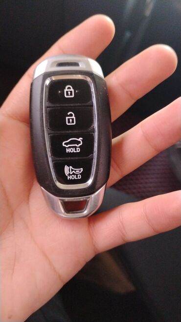 набор ключ для машины: Ключ Hyundai 2019 г., Оригинал