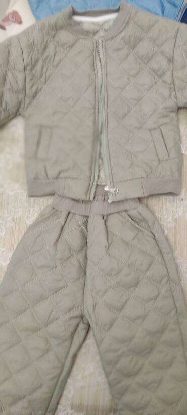 животные в добрые руки: Меняю на 3кг стирального порошка Тайд, костюм плащевка стёганая на