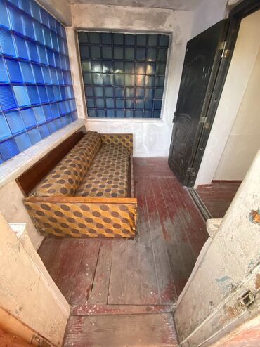 Офисы: 30 м², 4 комнаты, Парковка, Забор, огорожен