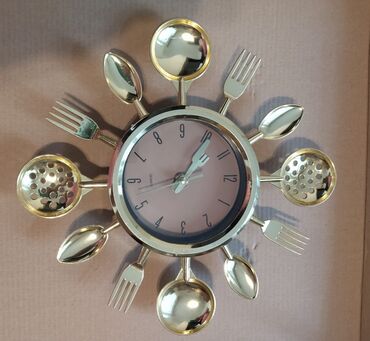 qaqa sekilleri: Настенные часы, С секундной стрелкой