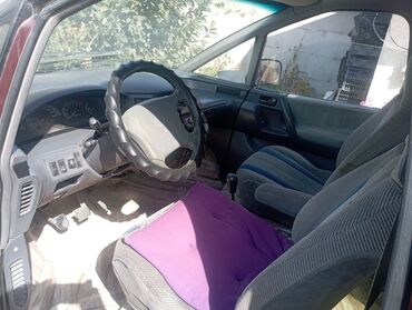 Toyota: Toyota Previa: 1991 г., 2 л, Механика, Бензин, Минивэн