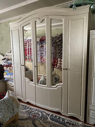 бир кишилик кроват: Уктоочу бөлмө гарнитуру, Колдонулган, Белоруссия, МДФ, Өзү алып кетүү, түсү - Саргыч боз — 3
